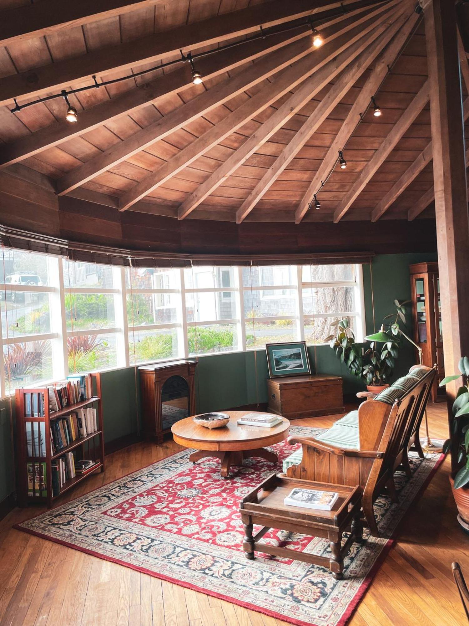 Inn Jenner Inn 3*